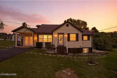 308 Mimosa St, Tazewell, TN 37879
