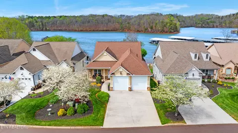 460 Morning Dove Dr, Vonore, TN 37885