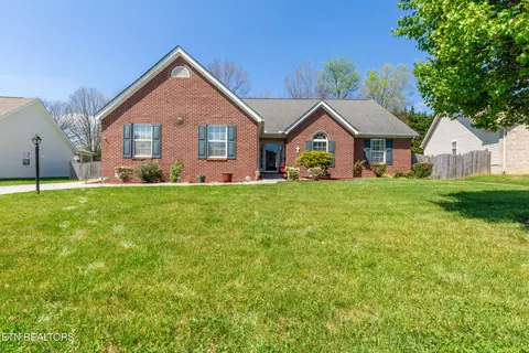 1708 Maremont Rd, Knoxville, TN 37918