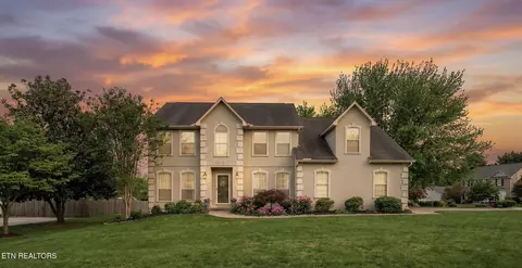 6500 Silver Fox Ln, Knoxville, TN 37909
