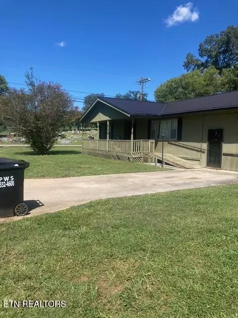 15 Pratt St, Pikeville, TN 37367