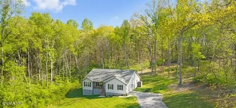6230 Keck Rd, Knoxville, TN 37912