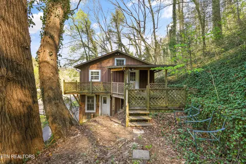 107 Mount Luke Rd, Townsend, TN 37882