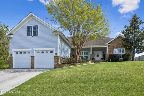 1208 Fox Ridge Dr, Powell, TN 37849