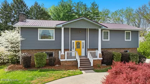 8745 Fox Lonas Rd, Knoxville, TN 37923