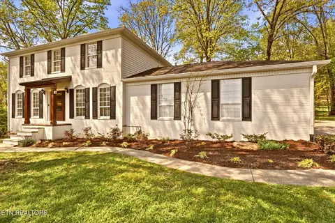 7509 Seekirk Ln, Knoxville, TN 37931
