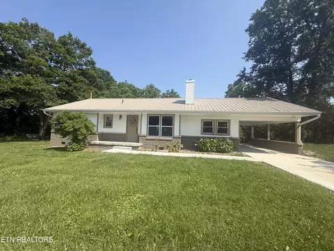 1184 Davis Chapel Rd, La Follette, TN 37766
