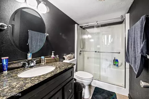 Bath - 384 Hc Smith Dr, Oneida, TN 37841 photo 5 of 5