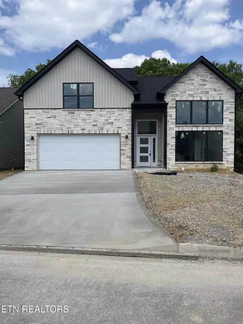 3434 Sparks Scenic Way, Knoxville, TN 37931