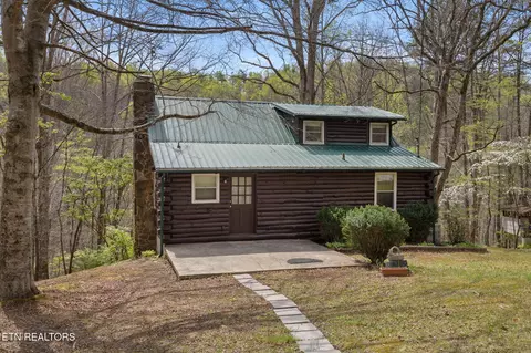 258 Marina Ln, La Follette, TN 37766