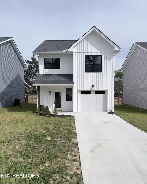 5020 Landbrook Dr, Knoxville, TN 37921