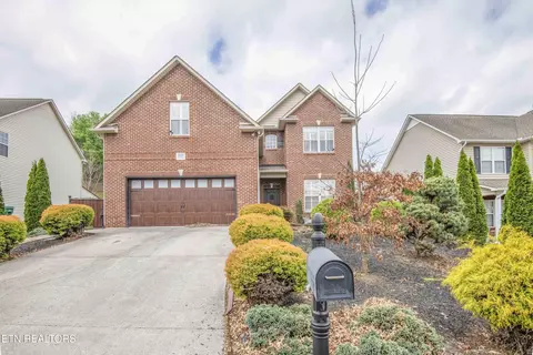 6533 Gentlewinds Dr, Knoxville, TN 37931