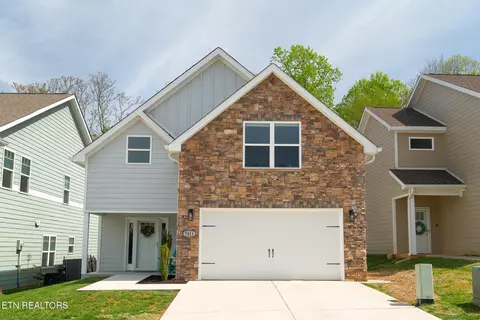7811 Train Station Way, Knoxville, TN 37931