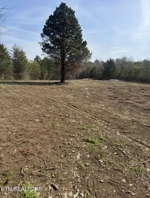000 Silver City Rd, Whitesburg, TN 37891