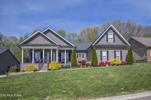 8125 Frederick John St, Knoxville, TN 37938