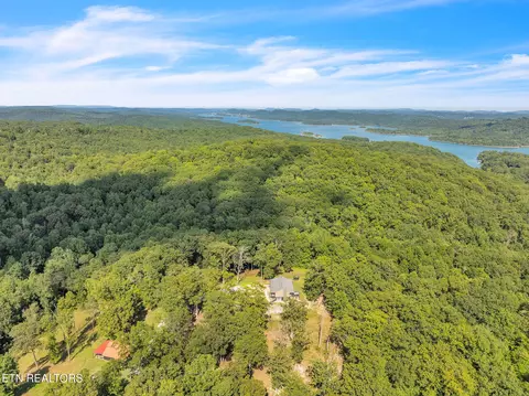 328 Ridge Circle Rd, Andersonville, TN 37705