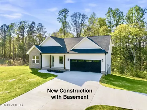 305 Shadows Lawn Dr, Athens, TN 37303