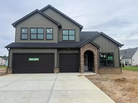 185 Sesame St, Lenoir City, TN 37772
