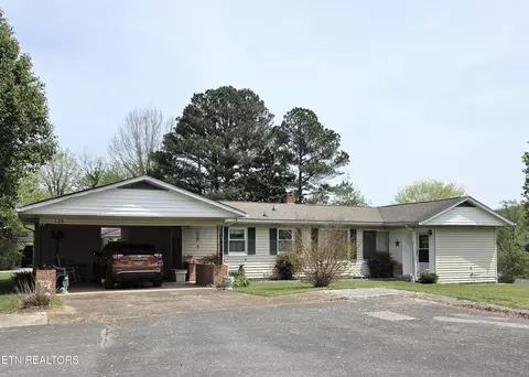 120 Nasson Ln, Oak Ridge, TN 37830