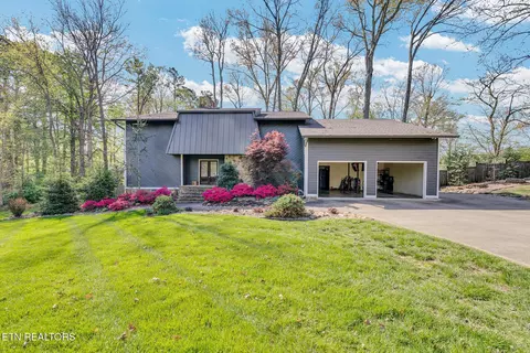 1265 Flatt Cir, Cookeville, TN 38501