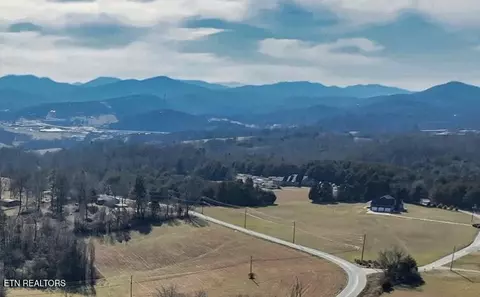 430 Fairview Rd, Tellico Plains, TN 37385