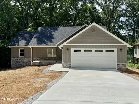 203 Dublin Ln, Crossville, TN 38558