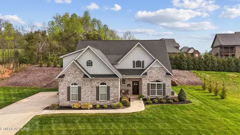 2324 Wolf Crossing Ln, Knoxville, TN 37932