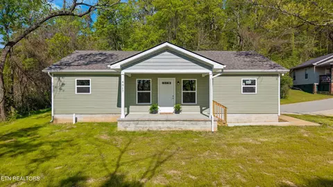 4017 Capella St, Knoxville, TN 37917