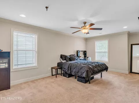 807 Galloping Ln, Powell, TN 37849 photo 13