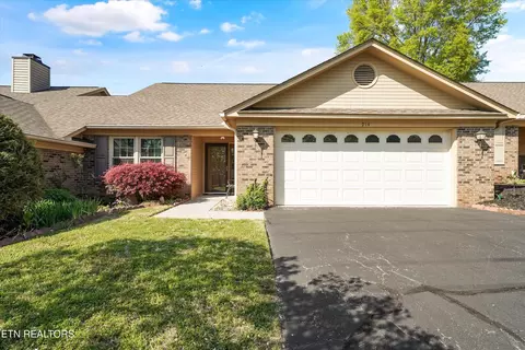 914 Jamestown Way, Maryville, TN 37803