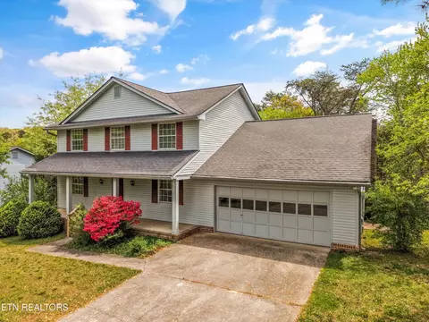 1420 Moorgate Dr, Knoxville, TN 37922