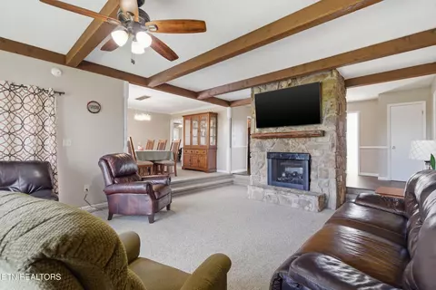 Living - 127 Evans Rd, Greenback, TN 37742 photo 1 of 1