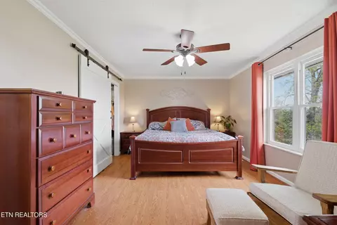 Bedroom - 127 Evans Rd, Greenback, TN 37742 photo 1 of 5