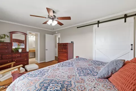 Bedroom - 127 Evans Rd, Greenback, TN 37742 photo 2 of 5