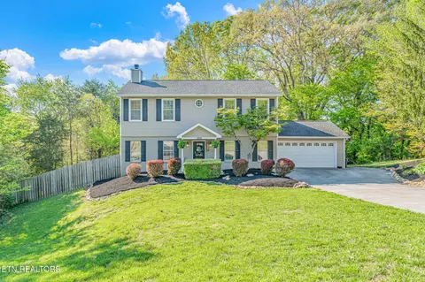 1616 El Prado Dr, Knoxville, TN 37922