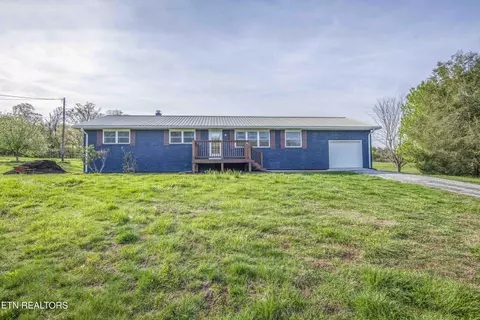 10732 Richland Rd, Mascot, TN 37806