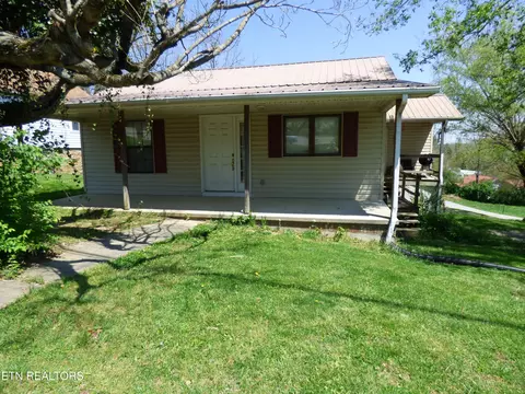 80 Webb Ave, Crossville, TN 38555