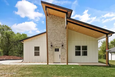 Undisclosed, Knoxville, TN 37920