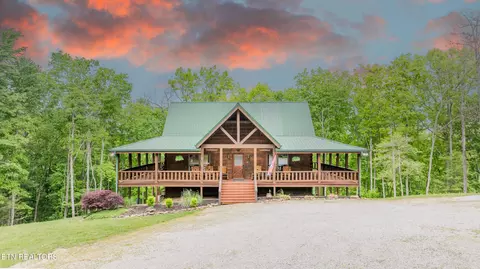 336 John J Smith Rd, Oneida, TN 37841
