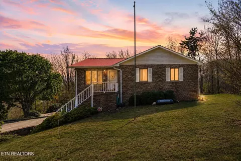 191 Ashley Ln, Oneida, TN 37841