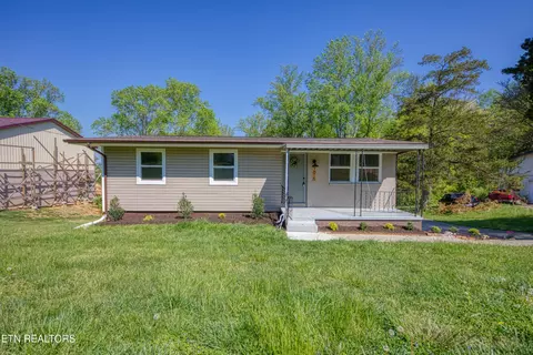 7015 Bert Newman Ln, Knoxville, TN 37931