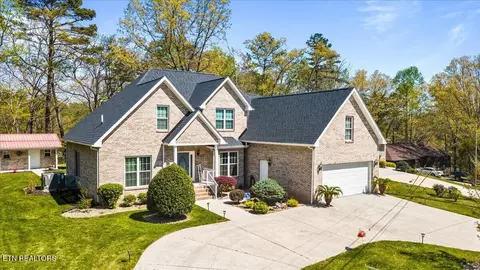 176 Mineral Springs Ln, Jacksboro, TN 37757