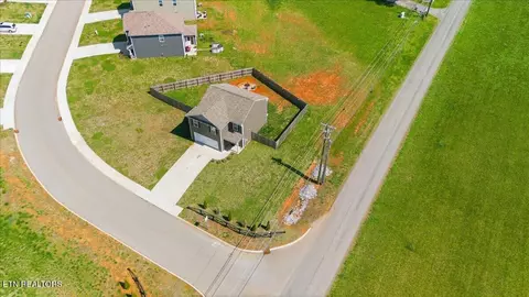 View/Area - 303 Everleigh Cir, Talbott, TN 37877 photo 2 of 6