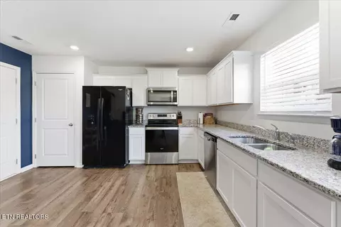 Kitchen - 303 Everleigh Cir, Talbott, TN 37877 photo 1 of 2