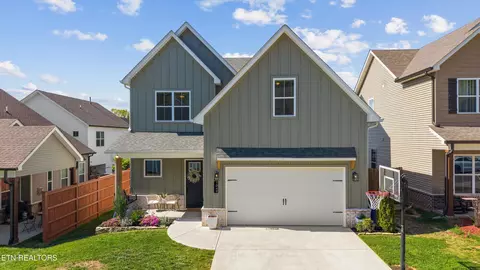 1049 Belle Pond Ave, Knoxville, TN 37932