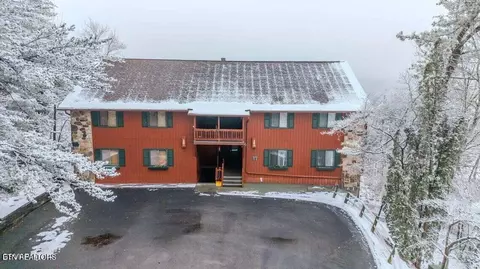 429 Deer Path Ln #103, Gatlinburg, TN 37738