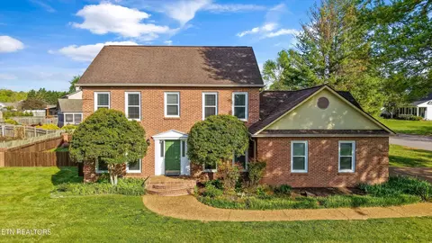 7601 Holcombridge Blvd, Powell, TN 37849