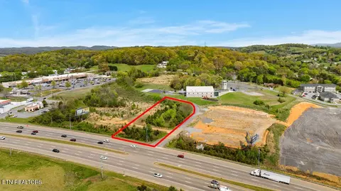 lot3 R-2 Winfield Dunn Pkwy, Kodak, TN 37764