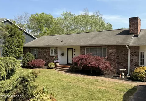 2802 Mineral Springs Ave, Knoxville, TN 37917