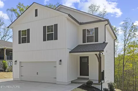 159 Edgewood Heights Ln, Powell, TN 37849